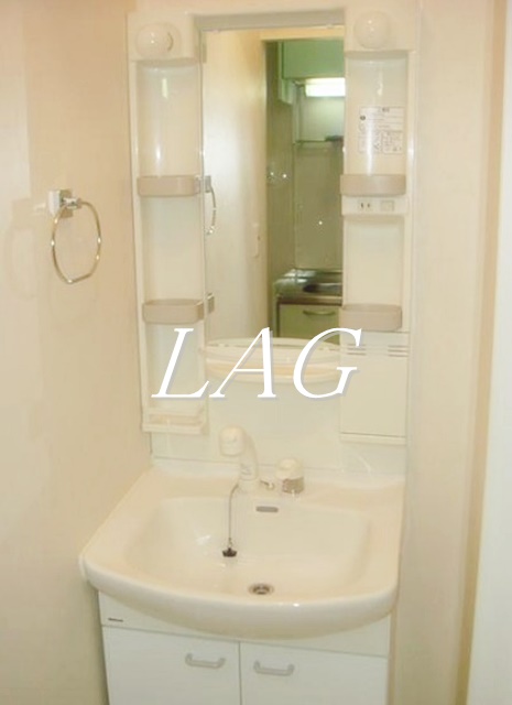 洗面設備　洗面台です。