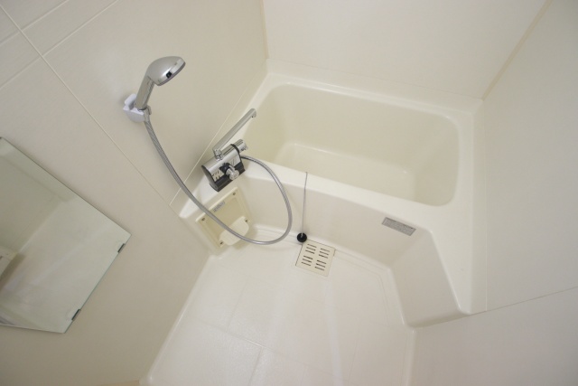 バス・シャワールーム　※別室の参考写真の為、現況優先です。