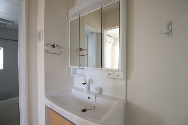 洗面設備　※別室の参考写真の為、現況優先です。