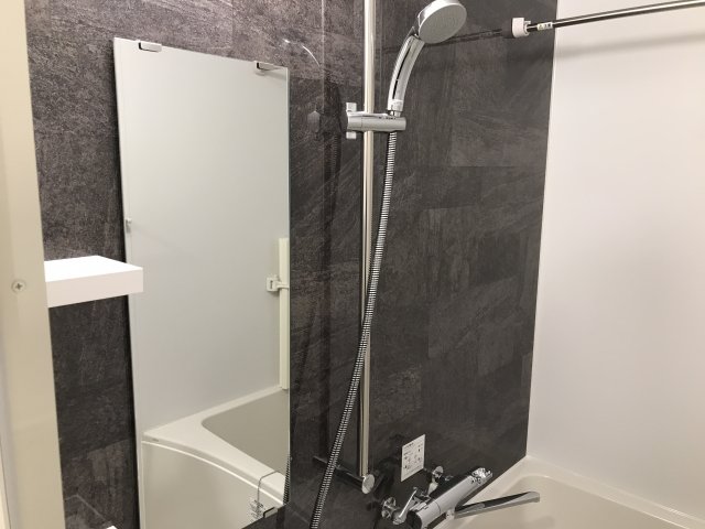 バス・シャワールーム　日々の疲れを癒すお風呂付です