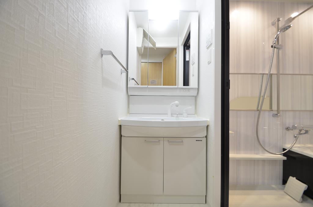 洗面設備　洗髪洗面化粧台