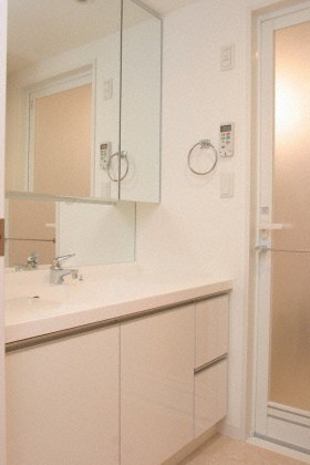 洗面設備　洗面化粧台です♪