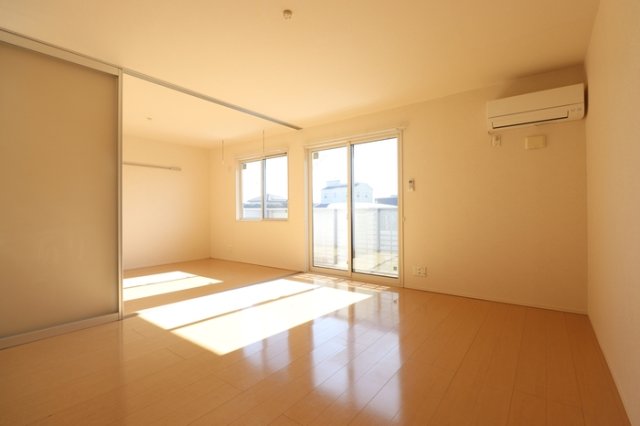 居室・リビング　おしゃれなリビングです