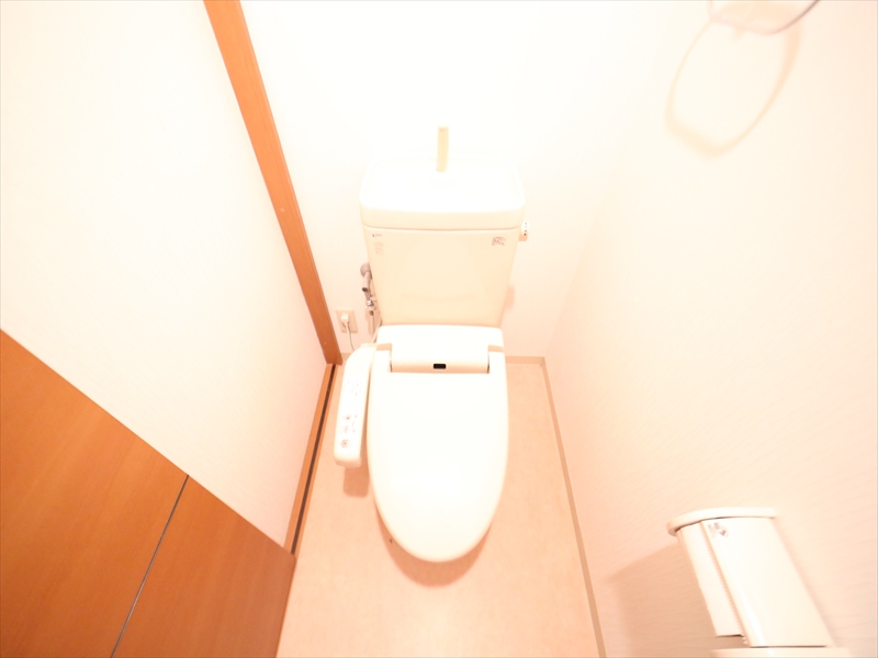 トイレ　トイレ　温水洗浄便座