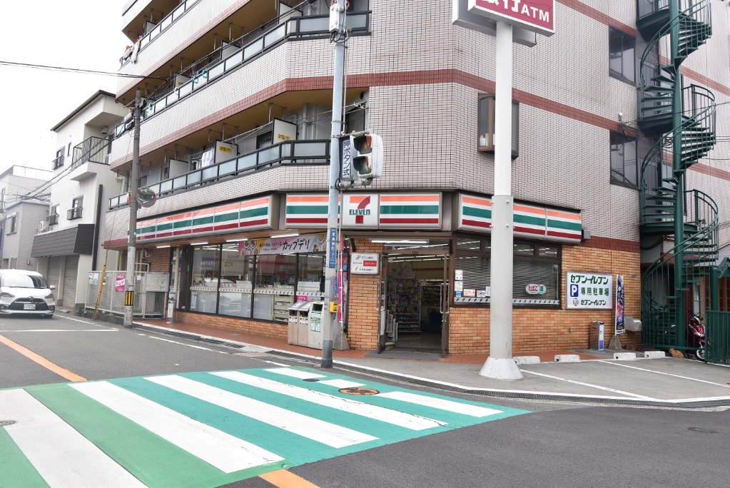 コンビニ　セブンイレブン 寝屋川萱島南店（コンビニ）まで592m