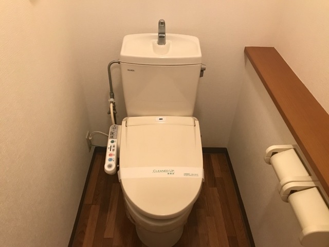 トイレ　トイレ