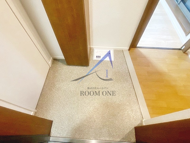 玄関　玄関です。