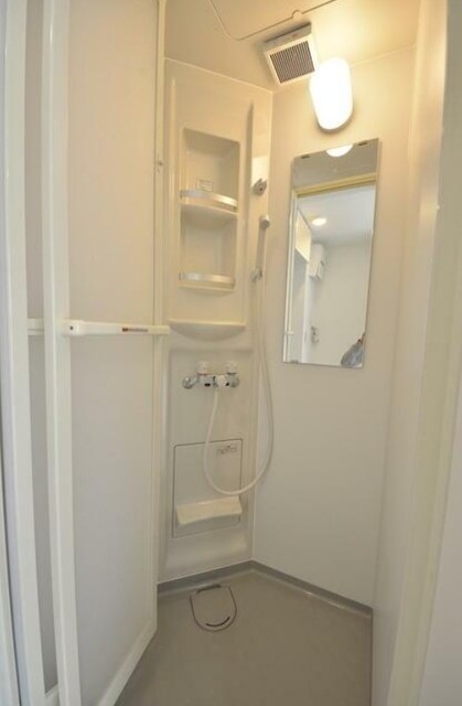 バス・シャワールーム　シャワールーム