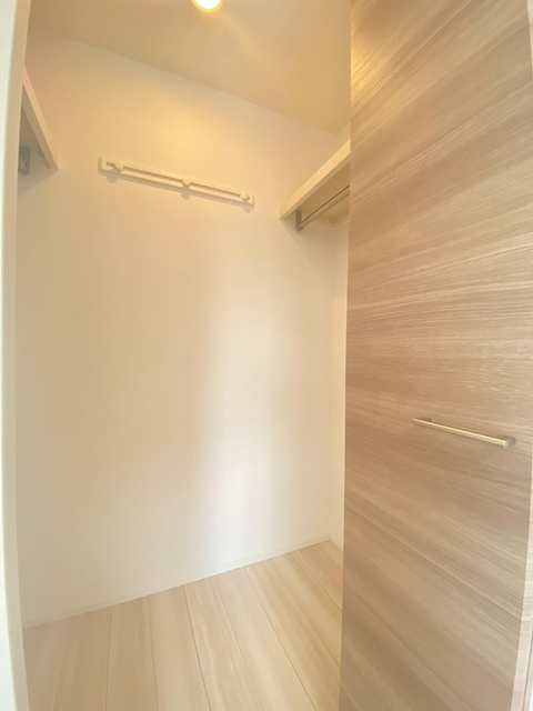 収納　ウォークインクローゼット