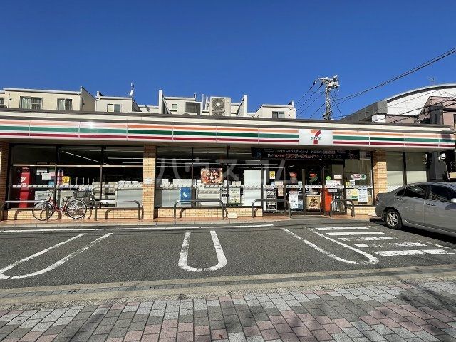 コンビニ　セブン-イレブン葛飾西新小岩４丁目店（コンビニ）まで434m