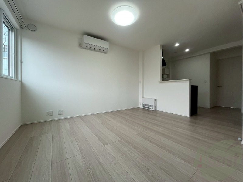 居室・リビング　広くてきれいなリビングです！快適に過ごせそうですね。