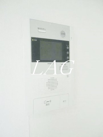 セキュリティ　モニター付きインターホンです。
