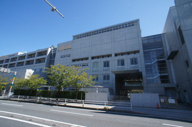中学校　市川市立第七中学校（中学校）まで722m