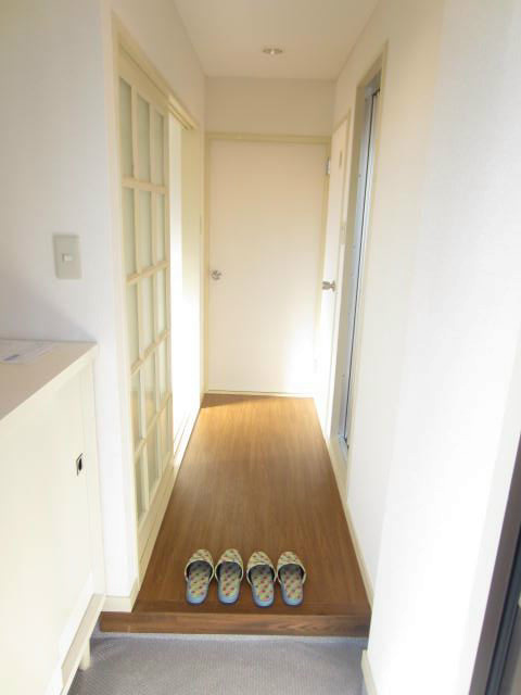 玄関　玄関ホールあり