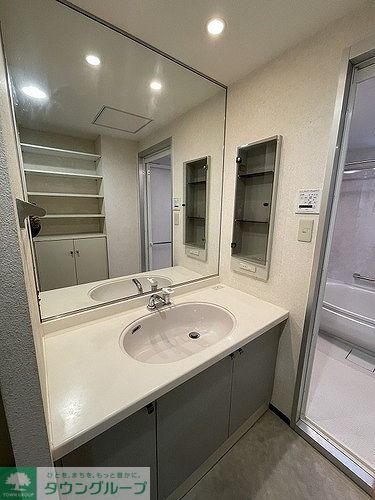 洗面設備　洗面台　清掃前