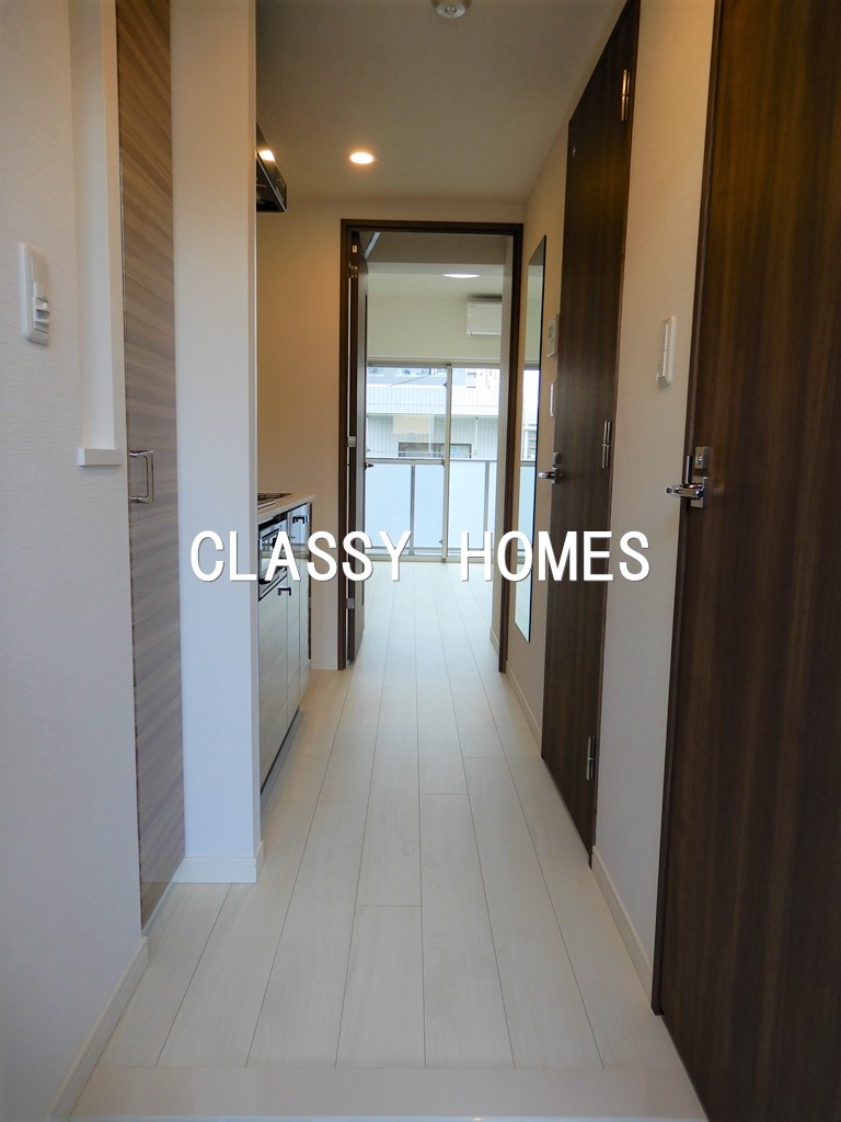 玄関　2019年竣工　ガーラ・プレシャス大森：玄関