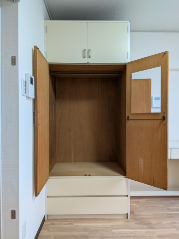 収納　写真は他の部屋の参考写真になります