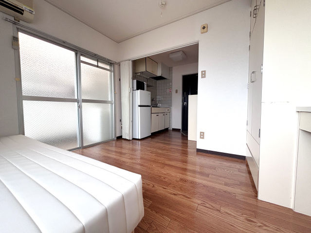 居室・リビング　写真は他の部屋の参考写真になります