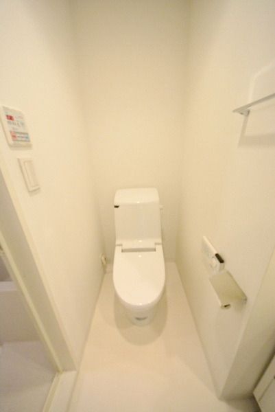 トイレ　★温水洗浄便座★