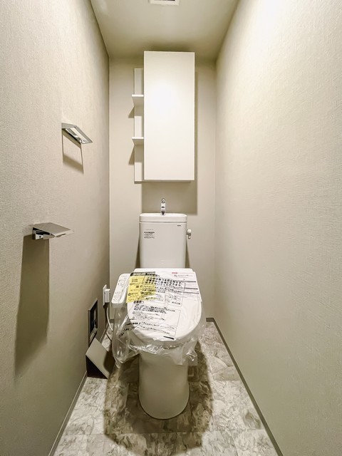 トイレ　※写真は同タイプ住戸です。