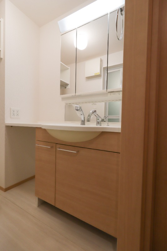 洗面設備　図面と現状に相違がある場合には現状を優先