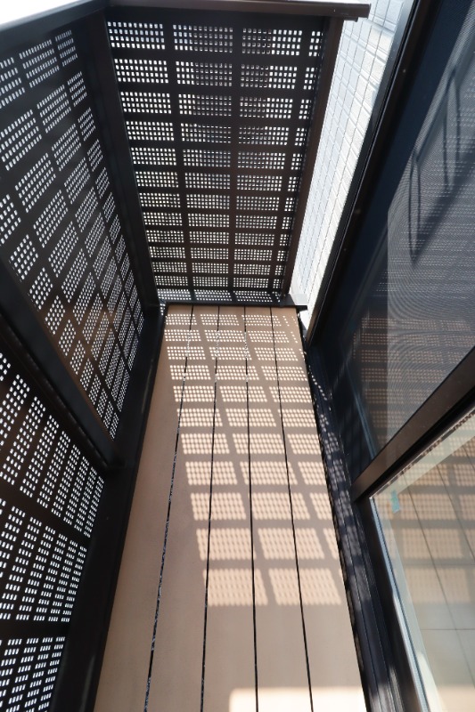 バルコニー　図面と現状に相違がある場合には現状を優先