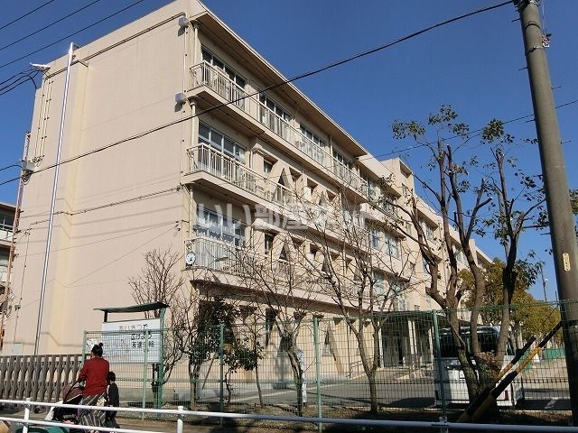 小学校　大垣市立北小学校（小学校）まで52m