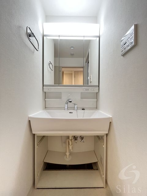 洗面設備　同仕様