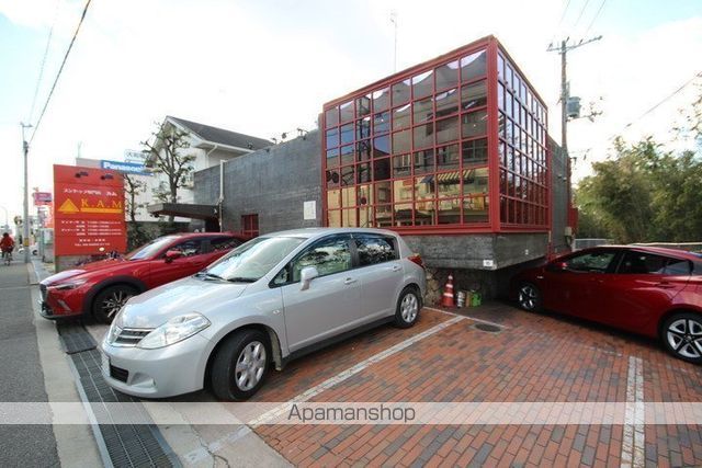 飲食店　スンドゥブ専門店 K.A.M カム（飲食店）まで470m