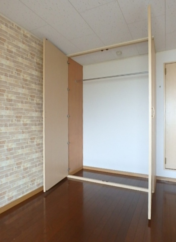 収納　図面と現状に相違がある場合には現状を優先
