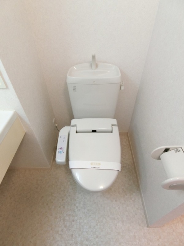 トイレ　図面と現状に相違がある場合には現状を優先
