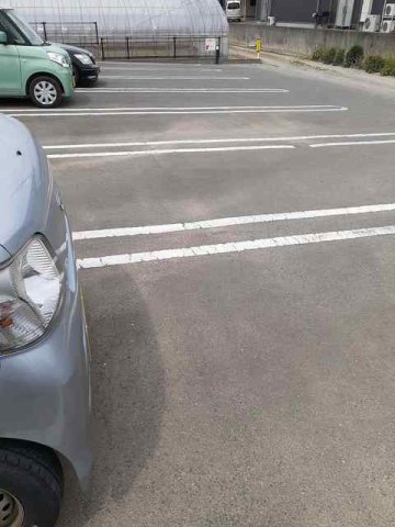 駐車場　駐車スペースもあります☆