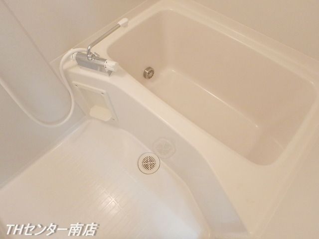 バス・シャワールーム　バスルーム