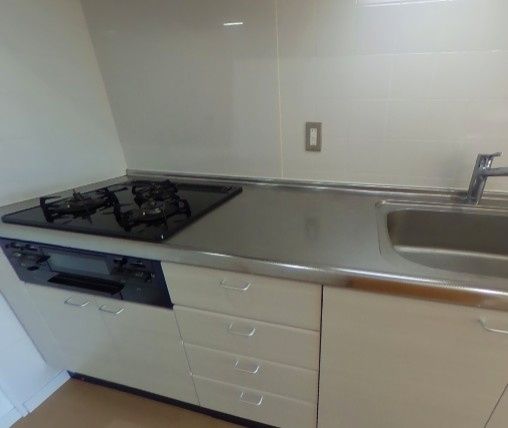 キッチン　別タイプ部屋　参考写真です