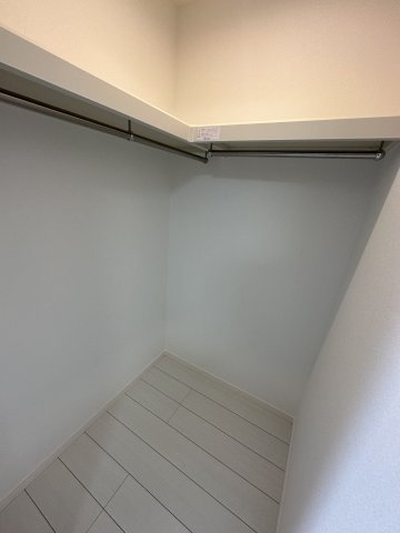 収納　★ウォークインクローゼットで広々収納★