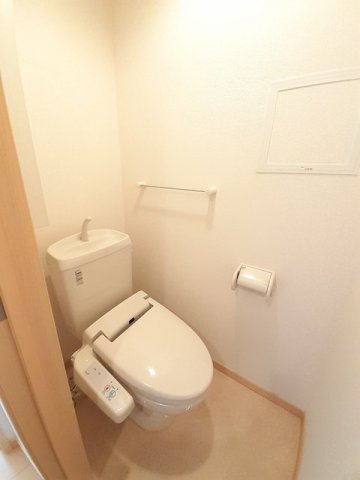 トイレ　ゆったりとした空間のトイレです