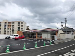 コンビニ　セブンイレブン小倉今町店（コンビニ）まで405m