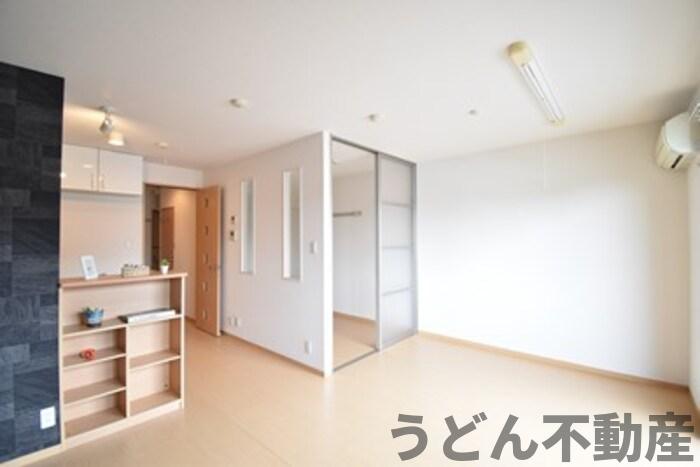 居室・リビング　うどん県のお部屋探しはうどん不動産へ うどんちゃんとLINE