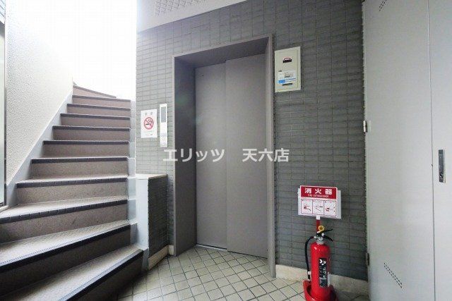 ロビー