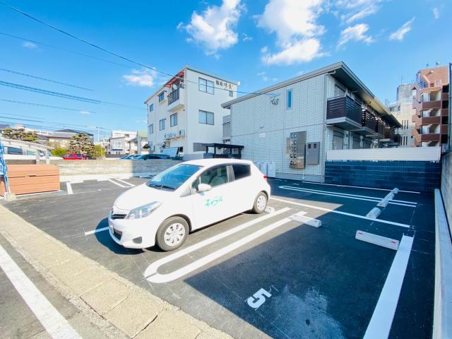駐車場　駐車場