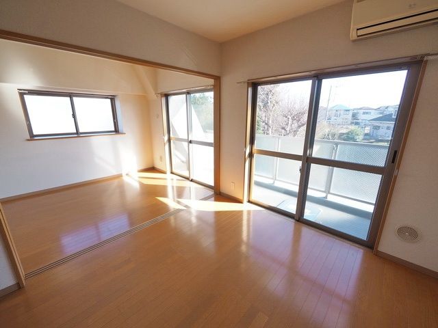 居室・リビング　★広いお部屋★