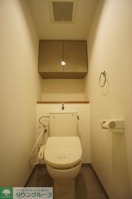 トイレ　※お写真は406号室になります