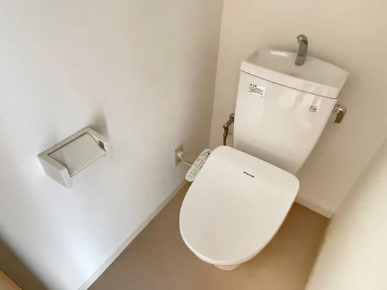 トイレ　※別部屋の写真です