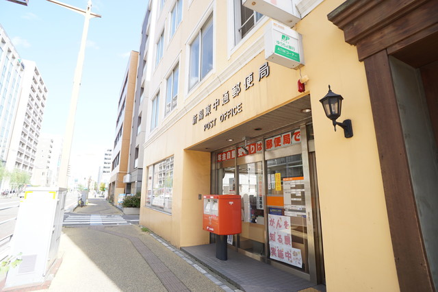 郵便局　新潟東中通郵便局（郵便局）まで364m