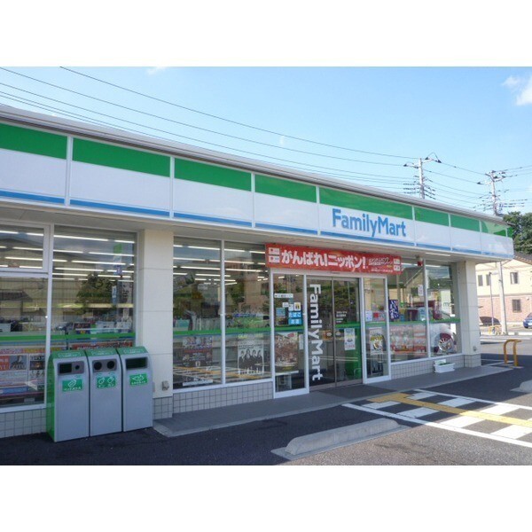 コンビニ　ファミリーマート富士見勝瀬店（コンビニ）まで117m