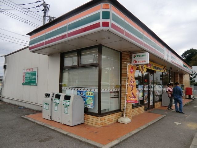 コンビニ　セブンイレブン（コンビニ）まで350m