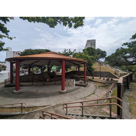 公園　希望ケ丘公園（公園）まで355m