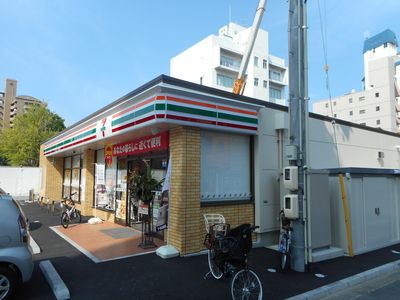 コンビニ　セブンイレブン広島東観音店（コンビニ）まで260m