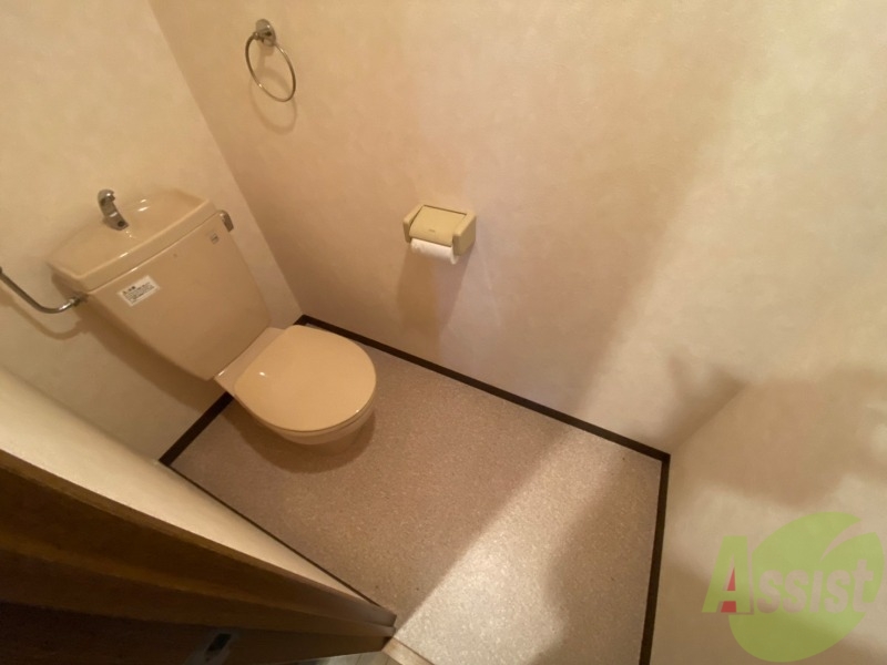 トイレ　こちらはトイレです。清潔感があり、安心して使用できます。
