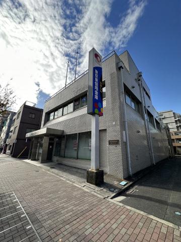 銀行　東京東信用金庫深川北支店（銀行）まで232m